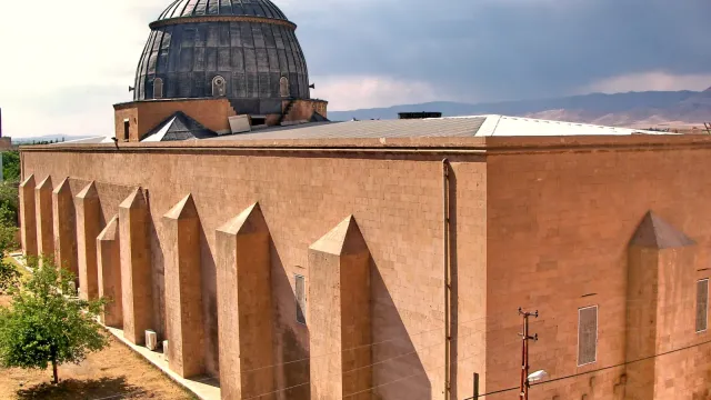 Kızıltepe Ulucamisi