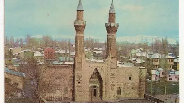 Gök Medrese (Sivas)