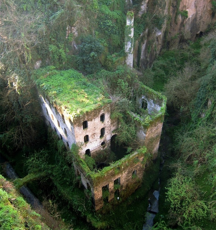 Abandoned-mill-sorrento