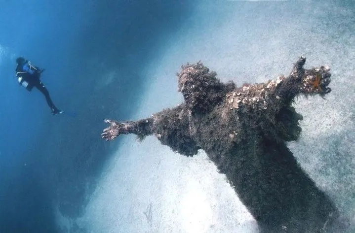 Christ-of-the-Abyss