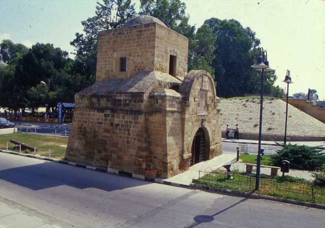 Girne Kapısı